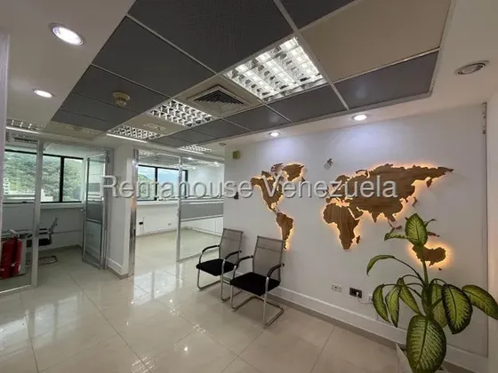 Rentahouse Alquila Oficina C.c. La Vina Plaza #27-63