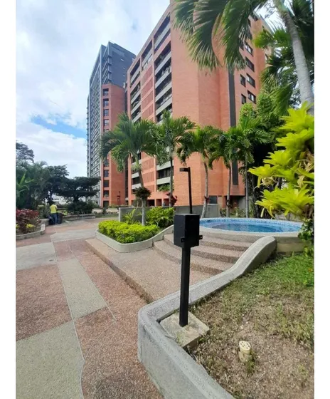 Alquilo Apartamento 185m2 Sebucán 2050