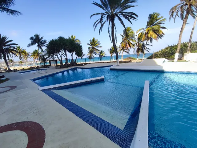 Venta Apartamento Con Vista Al Mar Y Piscina Conjunto Playa Moreno Edificio Alejandra Cerca De Playa La Caracola Isla De Margarita 