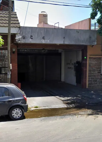 Alquiler Cochera Cubierta Fija Con Seguridad Ramos Mejía