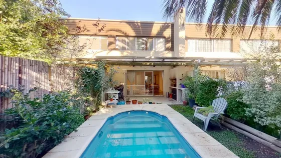 Venta Duplex 4 Amb Jardín/pileta/cochera En Pilar 
