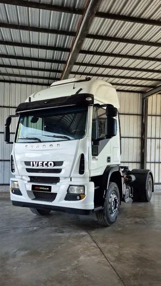 Iveco Cursor 330 Tractor Techo Alto
