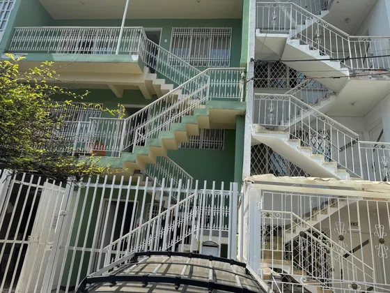Edificio De 3 Pisos En Venta, Ubicado En El Barrio El Guabal, Cali (17958).