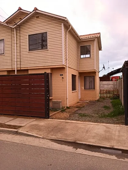 ¡oportunidad En Limache! Casa 3d/1b En Condominio