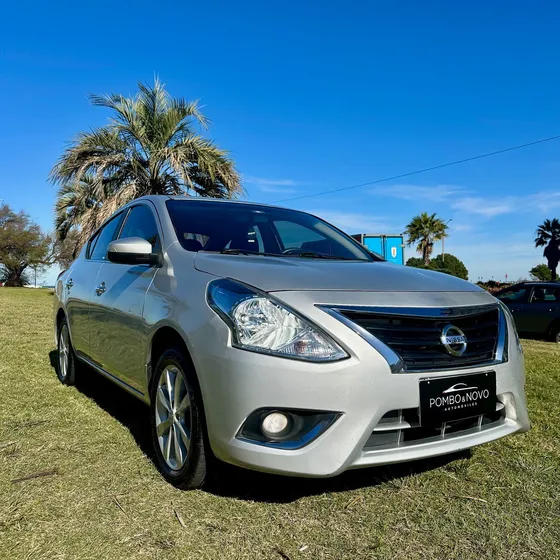 Nissan Versa 1.6 Advance