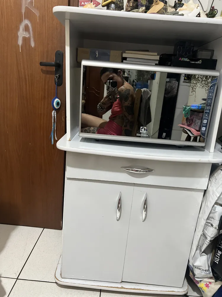 Micro-ondas MI41T 947005111 31L Com Painel Integrado e Display Econômico Cor Branco Electrolux 220 V - Imagem 4