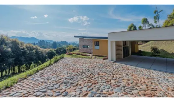 Casa Finca A La Venta En El Carmen De Viboral