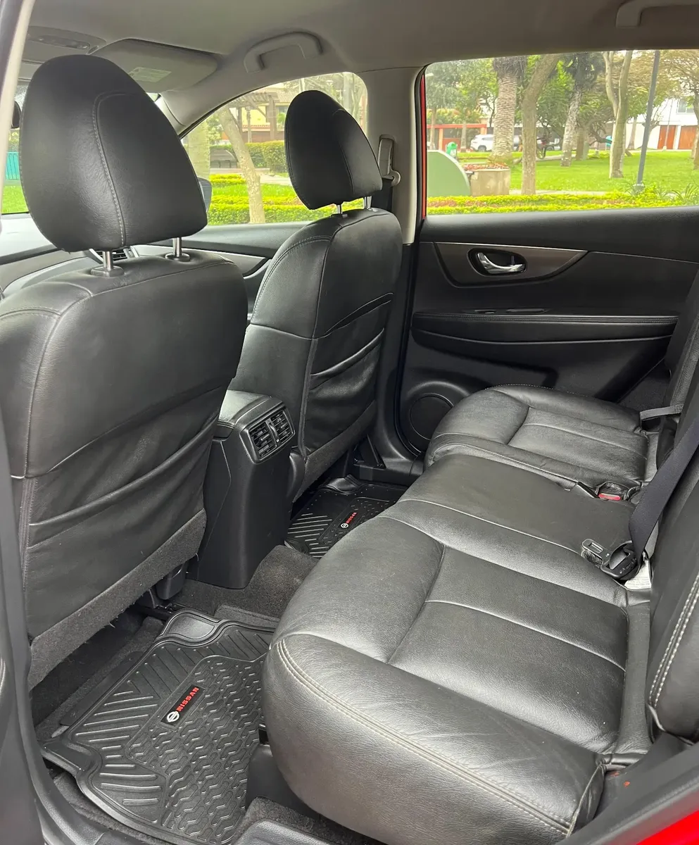Nissan Xtrail, Con Tres Filas De Asiento, Glp Automático63836224938113127