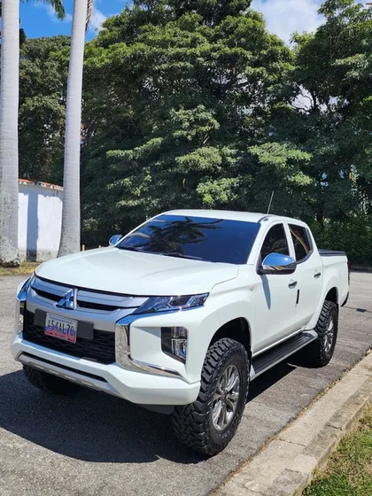 Mitsubishi L200 Sincronica 4x4