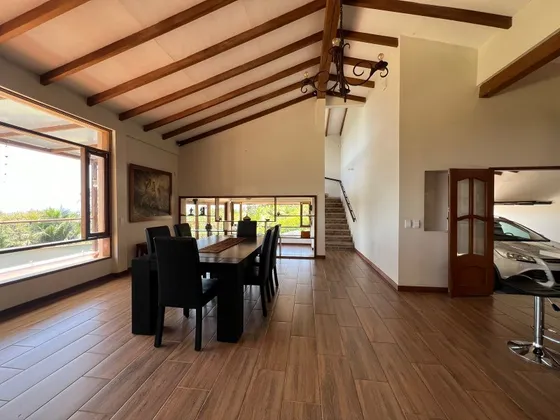 Finca En Venta Ubicada En Rionegro Sector Sajonia (25878).