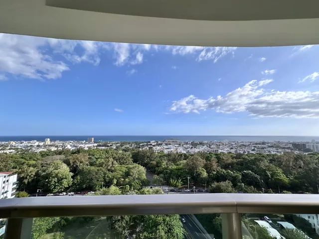 Apartamento En Piso Alto Con Vista Al Mar