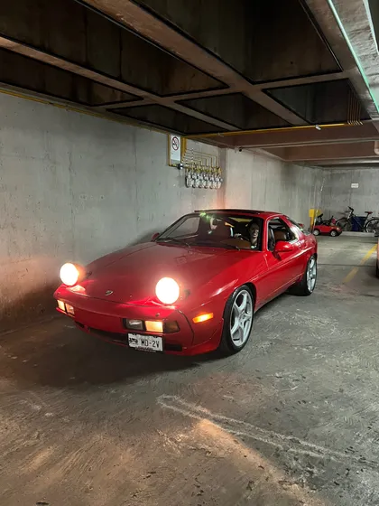 928 S