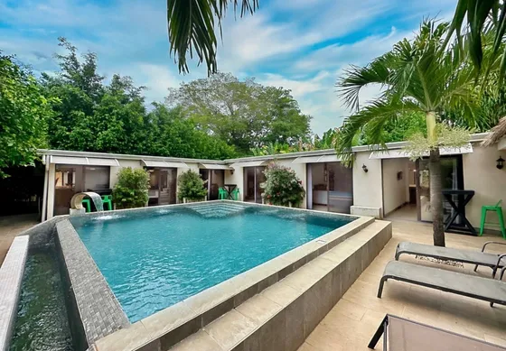 Tamarindo  4-bedroom House With Pool