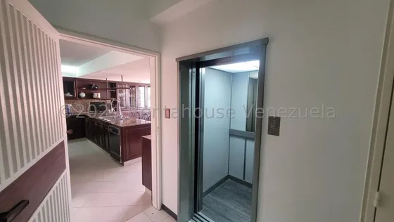 Se Vende Apartamento (ph) En Los Samanes 