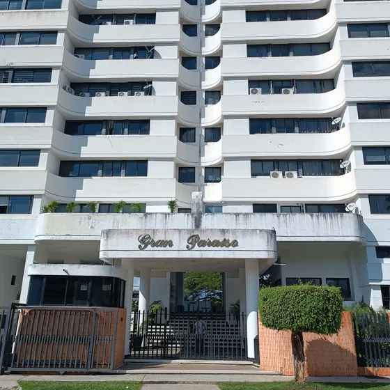 Angelica Acosta Vende Hermoso Penthouse En Valles De Camoruco, Residencia Gran Paraiso, Con Excelente Vista De La Ciudad