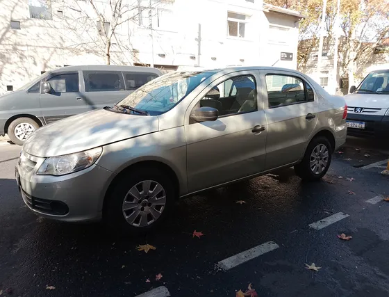 Volkswagen Voyage 1.6 Comfortline 101cv