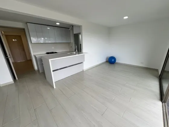 Apartamento En Venta Ubicado En Rionegro Sector San Antonio (26444).