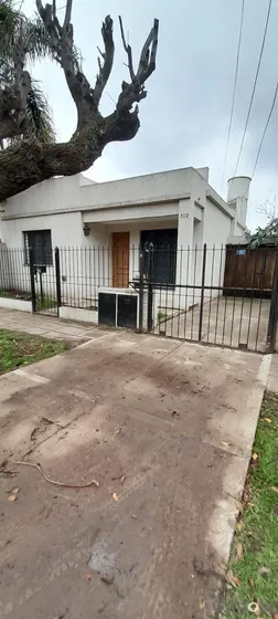  Casa 3 Ambientes En Paso Del Rey En Venta