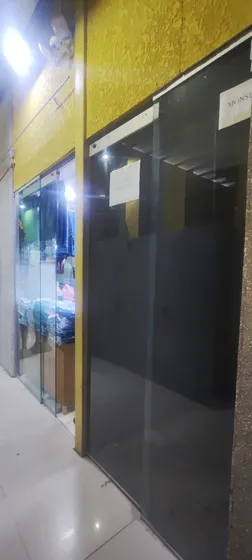 Inmobiliaria Jr Alquila Local Comercial Cc Guajiros Center Planta Baja Económico  Disponibilidad Limitada Zona Alto Trafico Clientes Y Concentración Comercial 