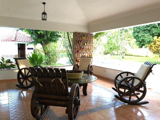 Villa En Alquiler, Ubicada En Juan Dolio.