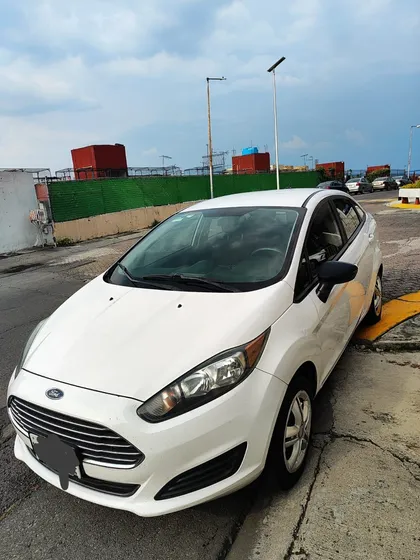 Ford Fiesta 1.6 S T/a Mt