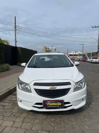 Chevrolet Onix Onix Hatch Joy 1.0 8v Flex 5p Mec.