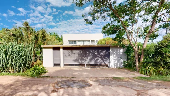 Casa Con Parque Y Pileta 