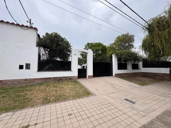 Alquilo Comercial Casa Ideal Centro Medico Salon 