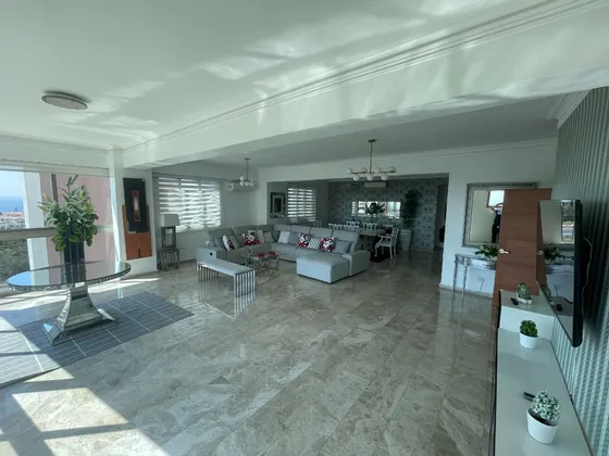 Exclusivo Apartamento Amueblado En Venta En Los Cacicazgos