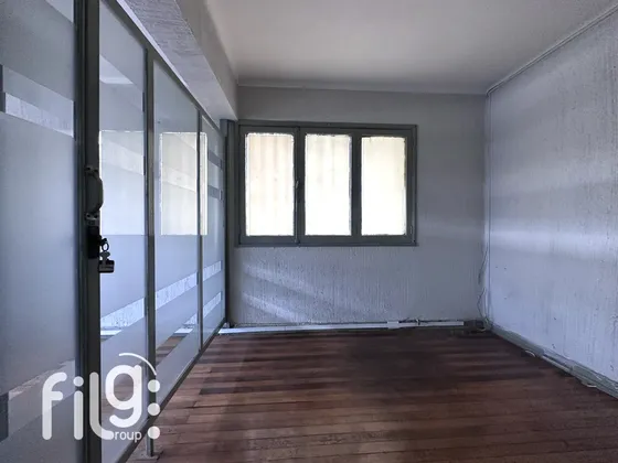 Venta Casa Comercial 2 Pisos En Av, 260 M2, Estacionamientos