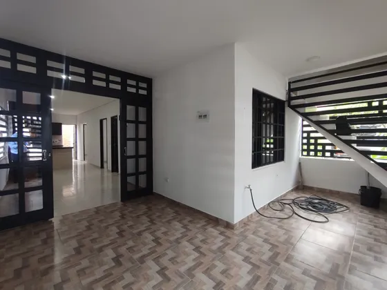 Casa En Venta En Lomitas Del Trapiche. Cod V30753
