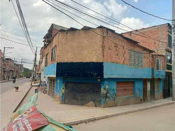 Casa Lote Esquinero En Venta, Bosa San Bernardino, Sector Comercial