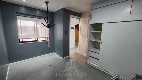 Casa En Venta De 3 Dorm. En San Clemente