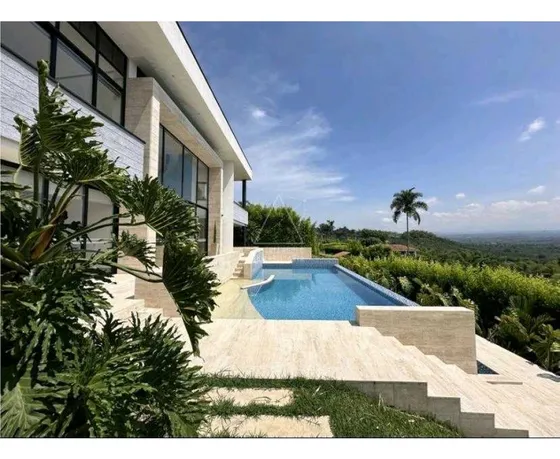 Exclusiva Casa Campestre En Pueblo Tapao