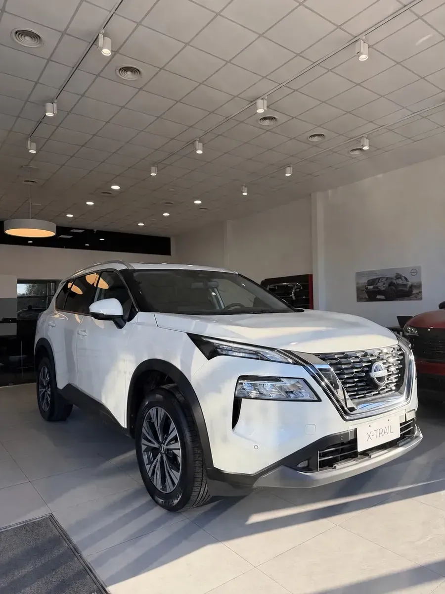 Nissan X-Trail 2.5 Advance Cvt 2Wd