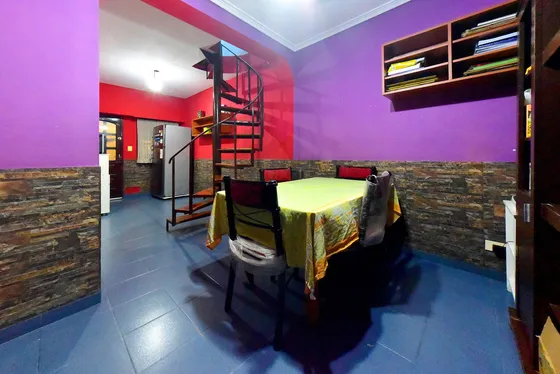 Venta Casa 9 Amb Multifamilia Loma Hermosa Permuta