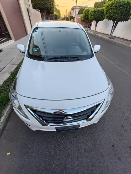 Nissan Versa 1.6 Sense At