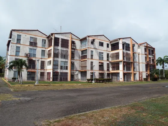 En Venta Vive En Paparo Rio Chico 25-19749