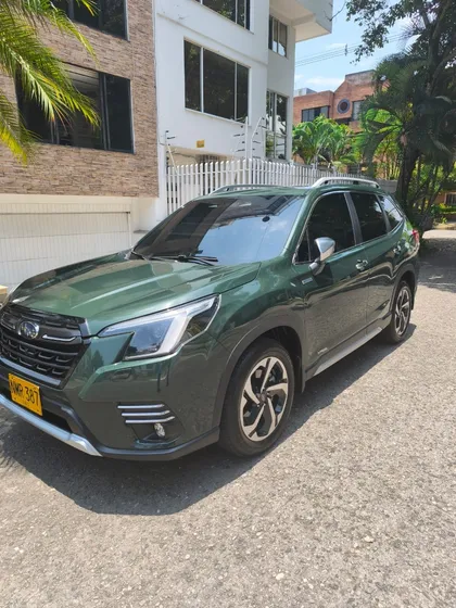Subaru Forester 2.0 Cvt Premium