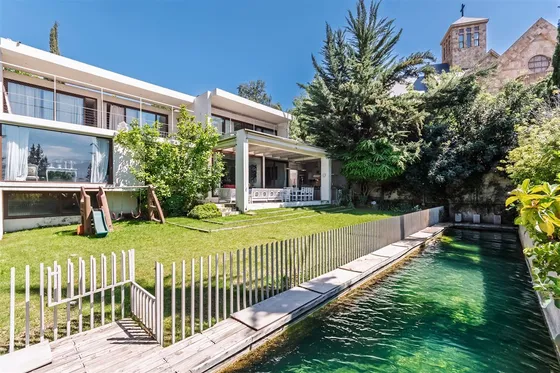 Casa En Venta De 5 Dorm. En Lo Barnechea
