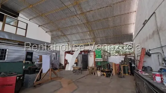 Galpon En Alquiler En Barquisimeto Zona De Pueblo Nuevo Codigo 2 5 1 6 3 9 6 Mildred Galpón En Alquiler A Una Cuadra De La Av. Florencio Jiménez De Barquisimeto, Ideal Para Almacén, Deposito, E Import