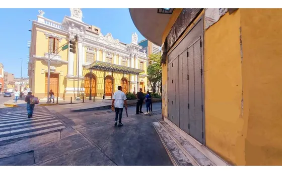Se Vende Local Comercial 200 M2 Av. Lecuna 5056