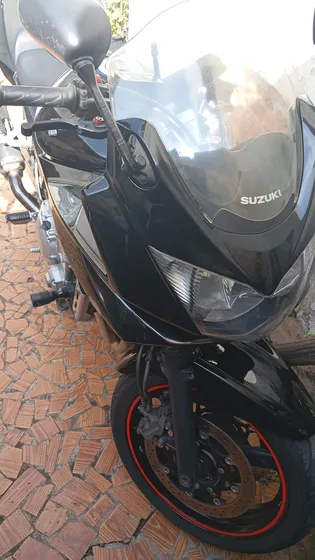 Baixa Km .carenada Seta Embutida. Ótimo Estado Segundo Dono