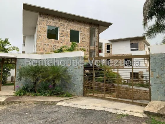 Excelente Apartamento En Venta La Lagunita Country Club 25-9723 Lv