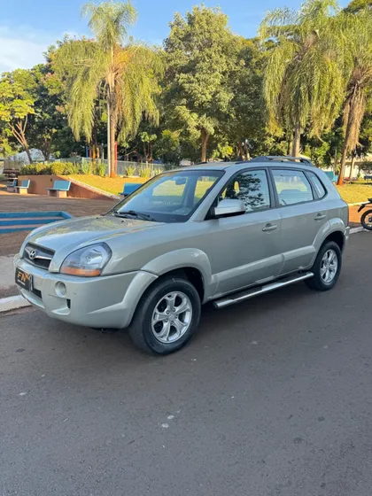 Hyundai Tucson 2.0 Mpfi Gls 16v 143cv 2wd Gasolina 4p Automático