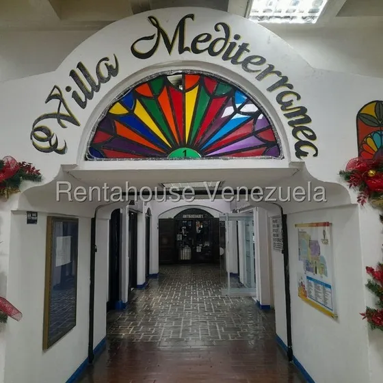Local Comercial Villa Mediterránea Centro Plaza 25-10664 R.e