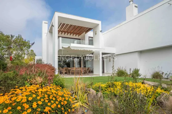 Amplio Y Cómodo Townhouse En Marbella
