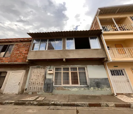 Se Vende Casa En  San Pedro Claver De Dos Pisos