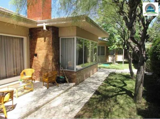 Casa En Venta De 5 Dorm. En Los Andes