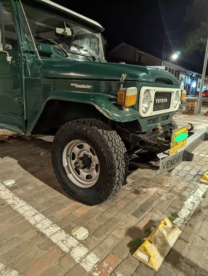 Fj40 En Perfecto Estado Papeles Al Dia Soat Impuestos Al Dia